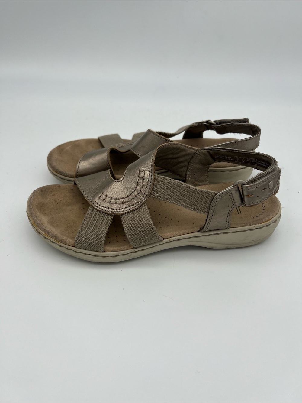 Collection Clarks Womens Leisa Joy Leather Slingback Sandals Size 5.5 Metallic